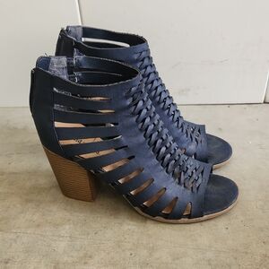 Indigo Rd Blue block Heeled Sandals with Faux Leather Cutout Design Womens 10